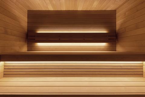 SaunaLife-outdoor-sauna-G7-interior